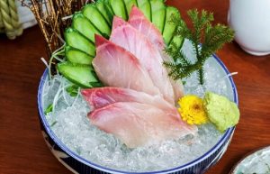 Cách phòng ngừa sán khi ăn đồ sống. Ảnh: Thùy Dương